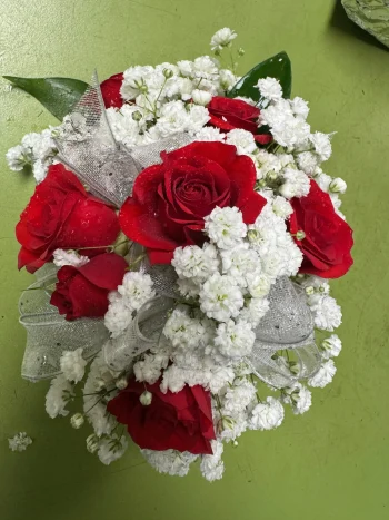Corsage 11