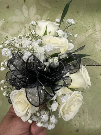Corsage 3