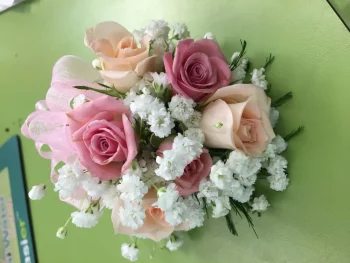 Corsage 34