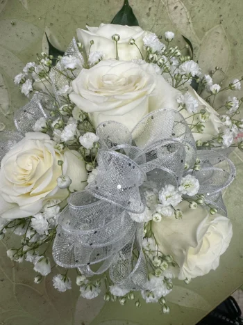 Corsage 7